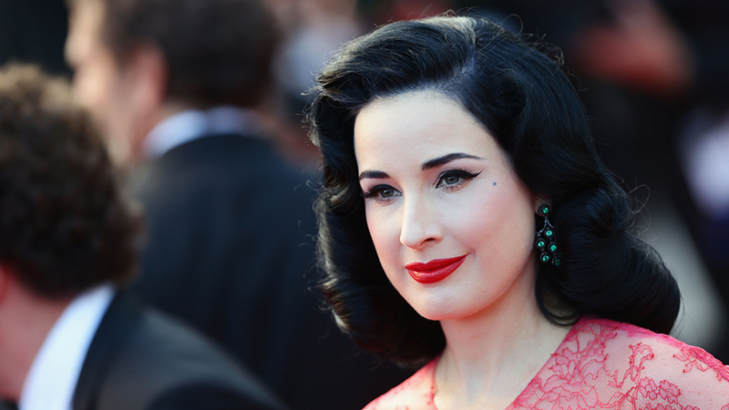 Illustration for article titled Dita Von Teese: Ridiculously Ravishing in Red
